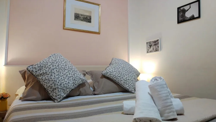 Dreaming Navona Rooms