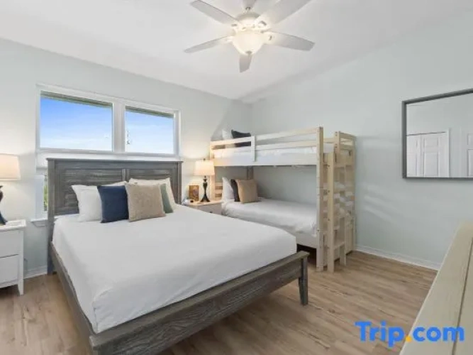 3 Bedrooms Villa