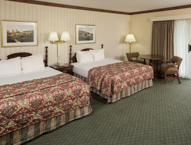 Fairbanks Inn