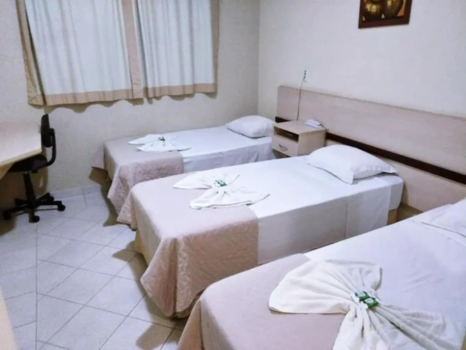 Standard Triple room