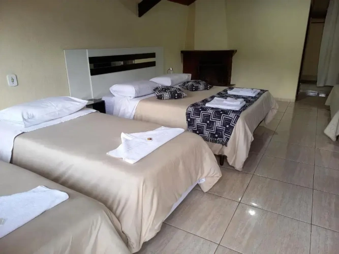 Standard Quadruple room with view
