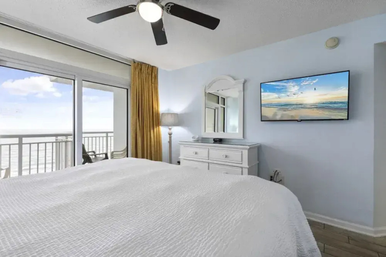 Hosteeva | Breathtaking Oceanfront Views w Pool | Atlantica Towers Condo