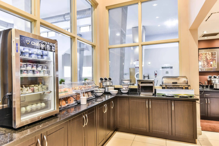 Comfort Inn & Suites Ambassador Bridge photo 12