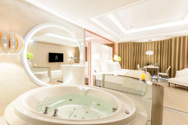 Six Star Motel - Taoyuan