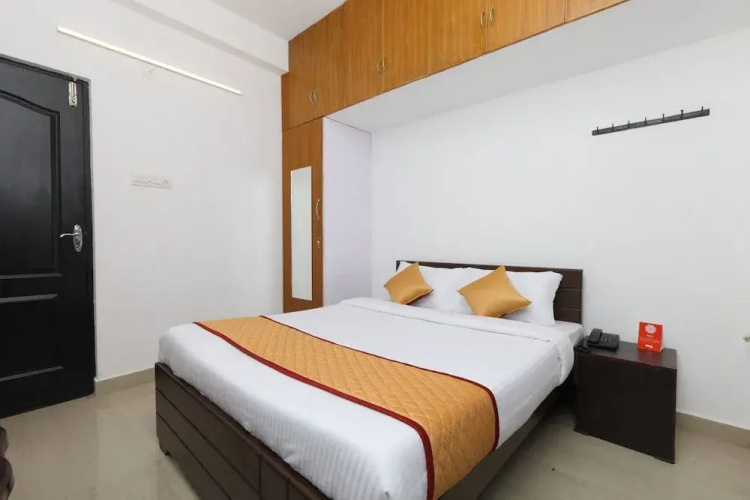 OYO Flagship 15924 Jas Residency