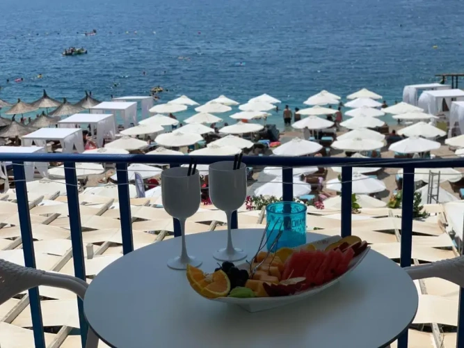 Standard Quadruple room with sea view