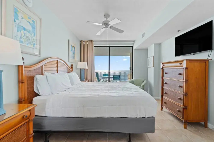 Romar Place 903