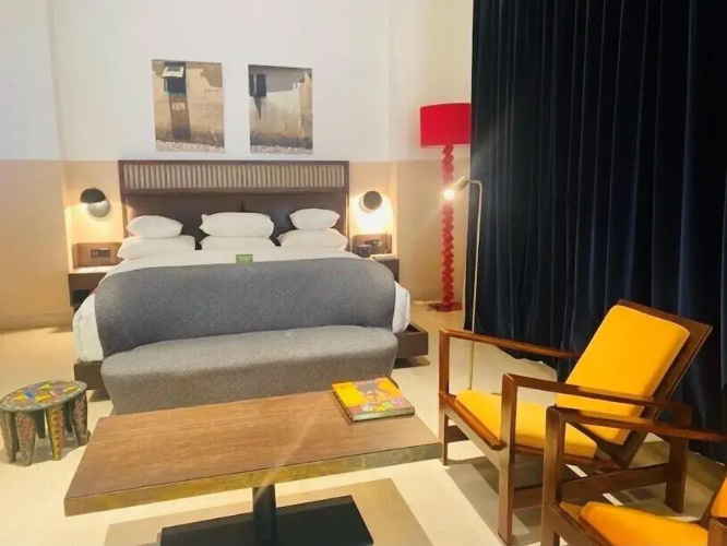 Lepic Villa Hotel