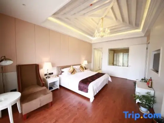 Deluxe Double Suite