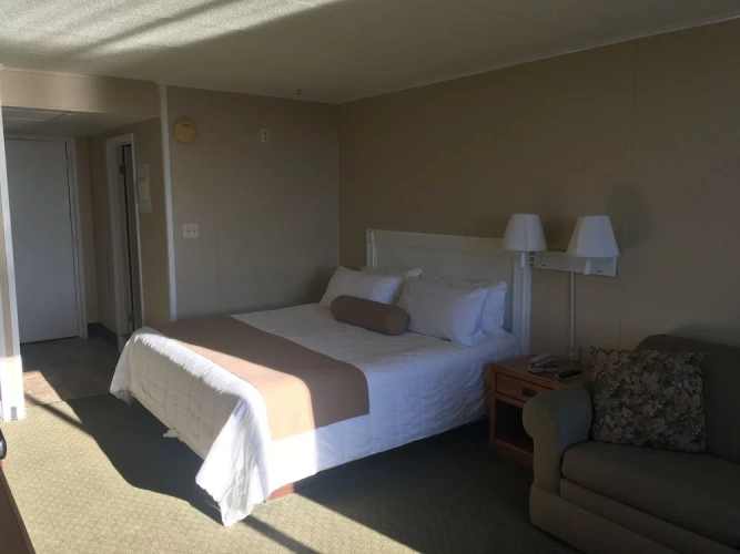 Deluxe Quadruple room with balcony