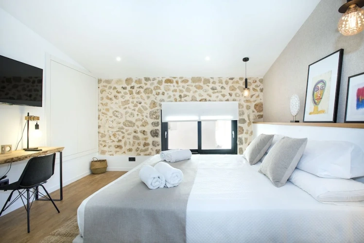 2 Bedrooms Villa with balcony and with mountain view