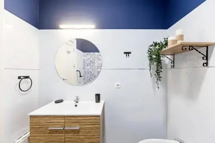 LovelyStay - Aurora Heights Apartment