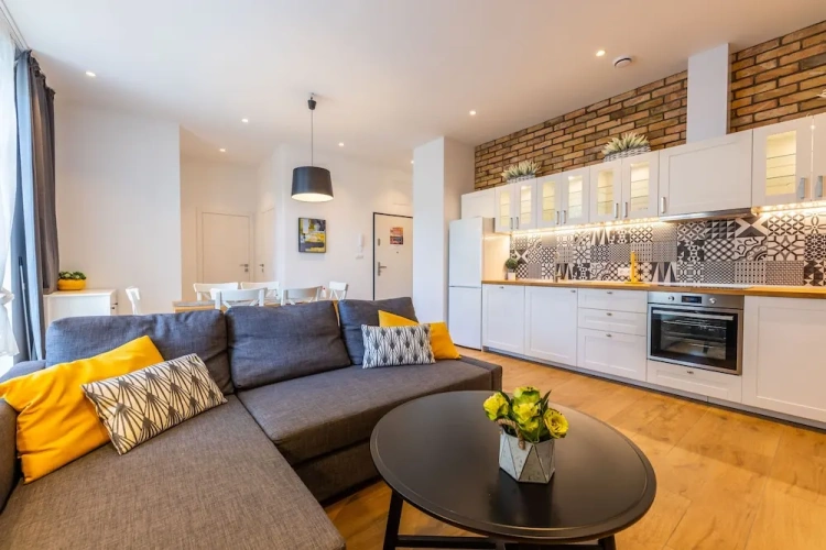 Apartment with balcony