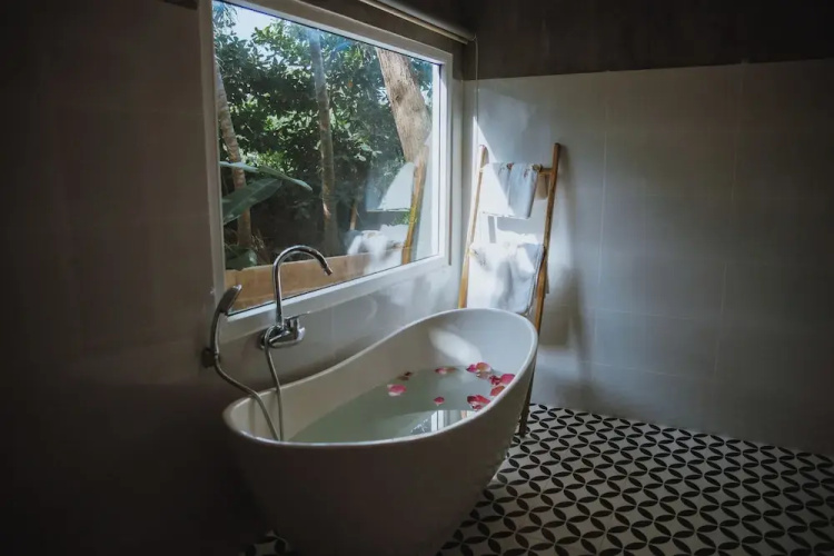 Charm Hon Rom Villas Resort