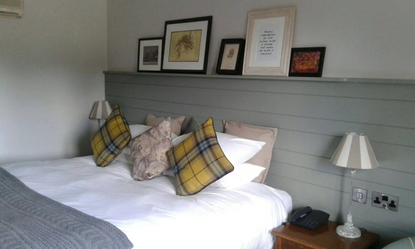 Crown Hotel