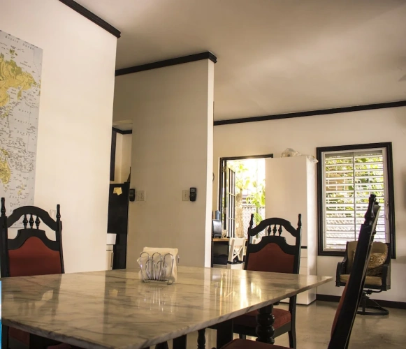 3 Bedrooms Apartment