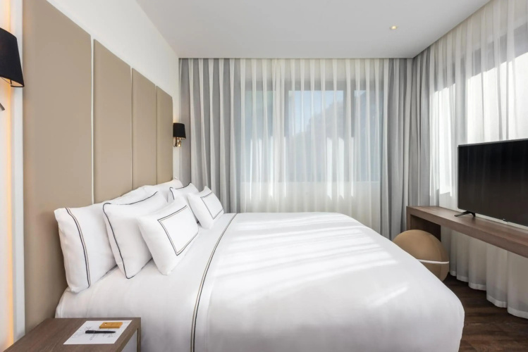 Melia Madrid Serrano