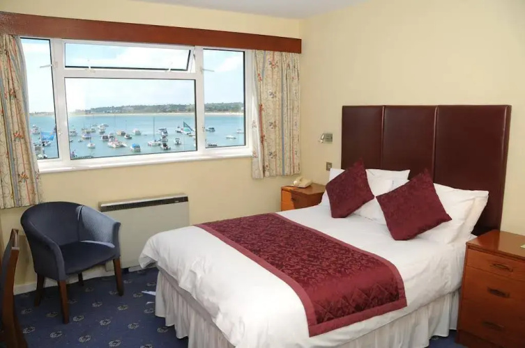 The Dolphin Hotel