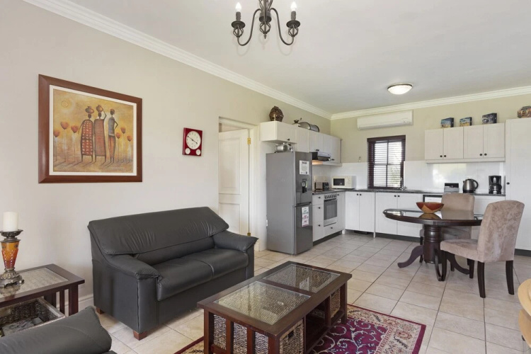 Winelands Golf Lodges 5