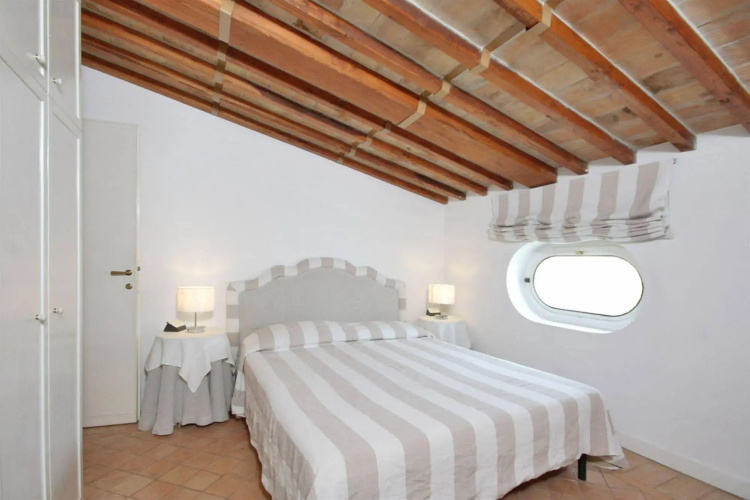 Frattina Apartments