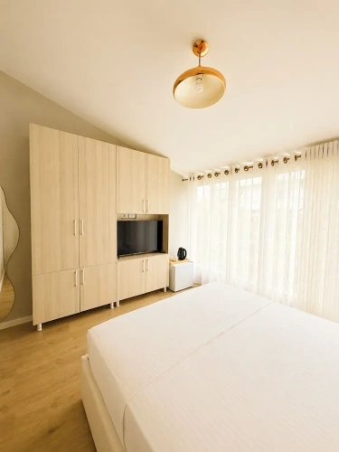 Standard Double room with city view