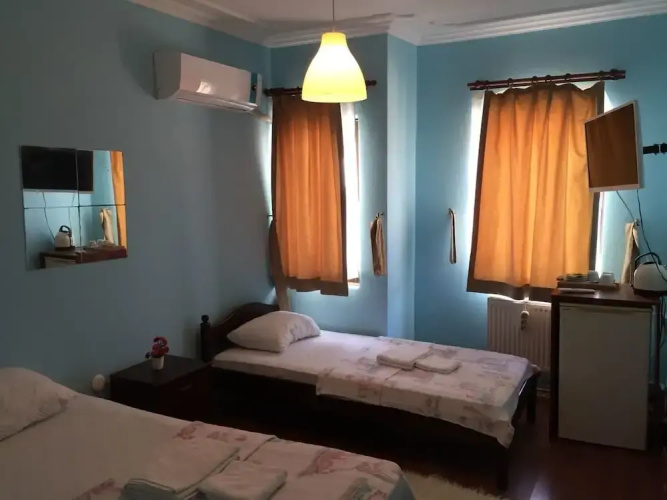 Dionysos Hotel