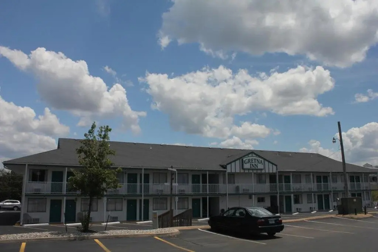 Gretna Inn