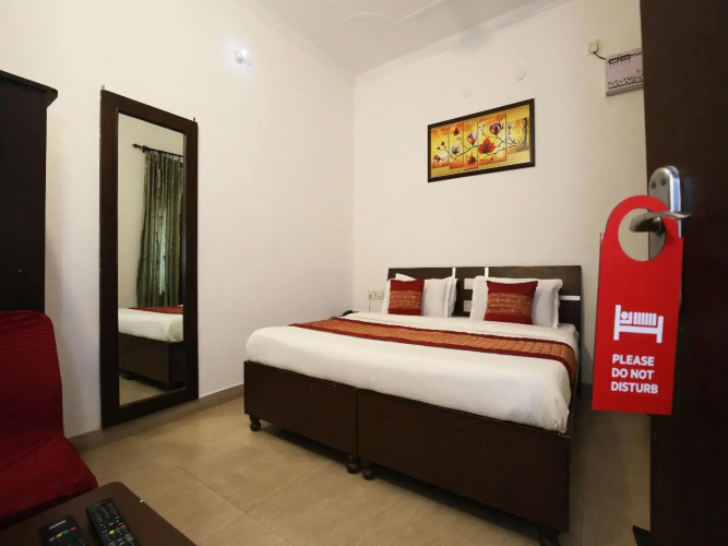 OYO 9657 Hotel Sham Villa