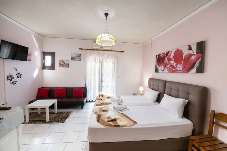 2 Bedrooms Superior Apartment with balcony and with sea view
