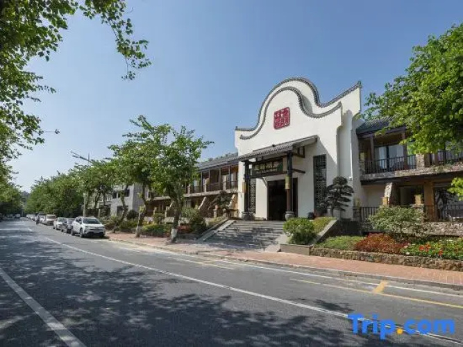 Star & Lake Hotel