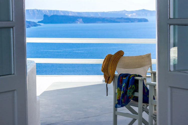 Oia Suites