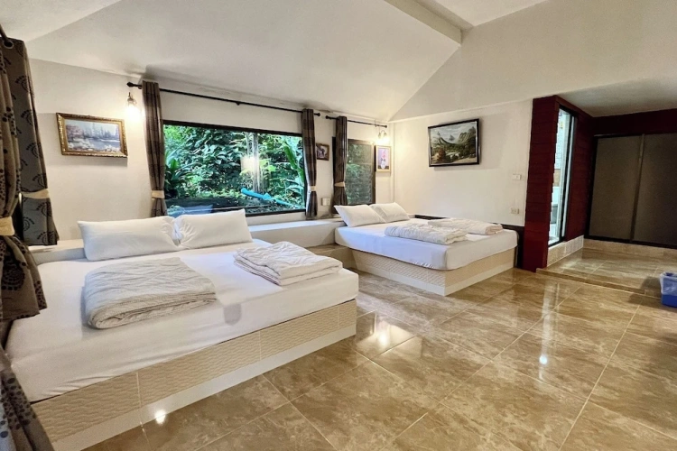 Premium Quadruple room