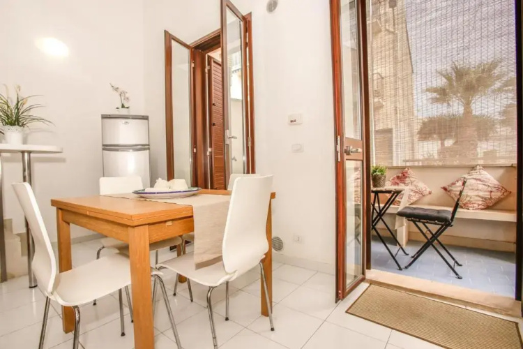 Lido Apartment