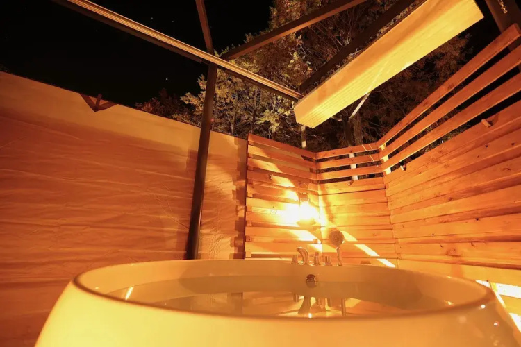 fabula glamping