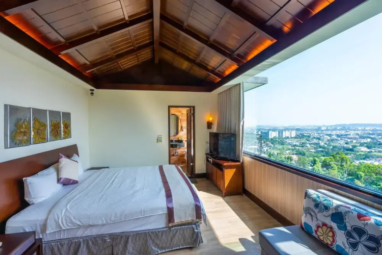 Hualien AzureVILLA B&B