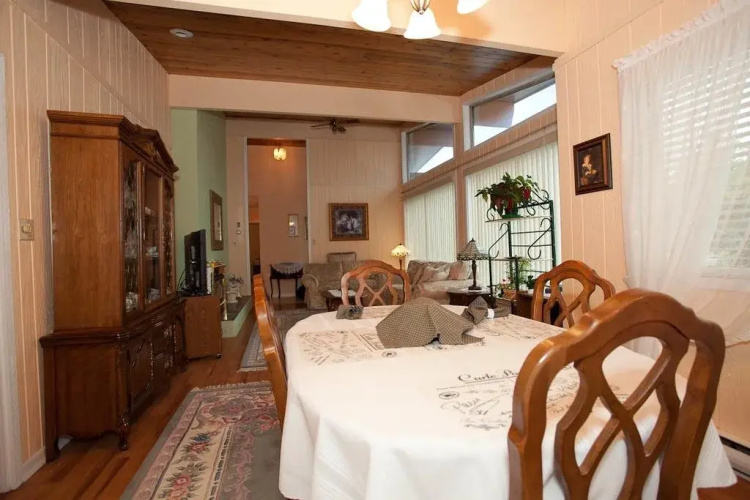 House Victoria B&B
