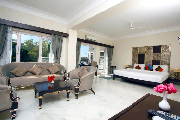 Junior Suite