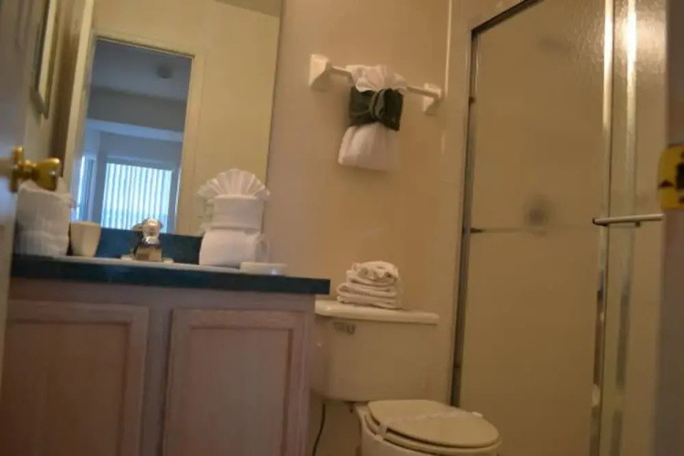 Royal Palms 511