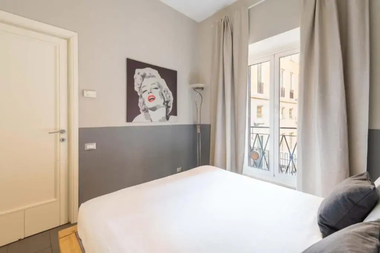 Luxury Apartment'S Center