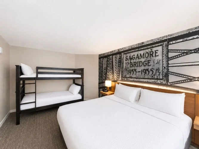 2 Bedrooms Quadruple Suite