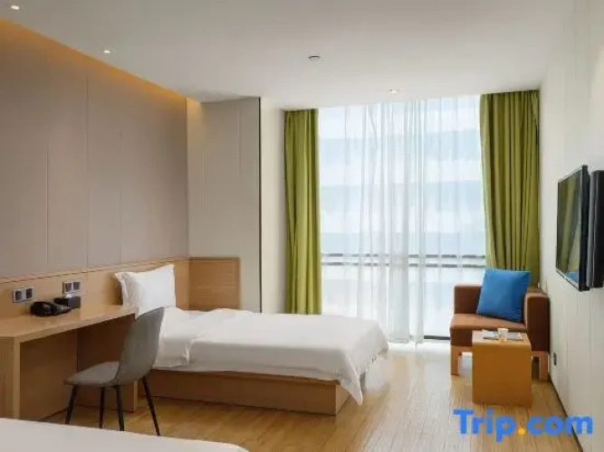 Standard Twin Family room