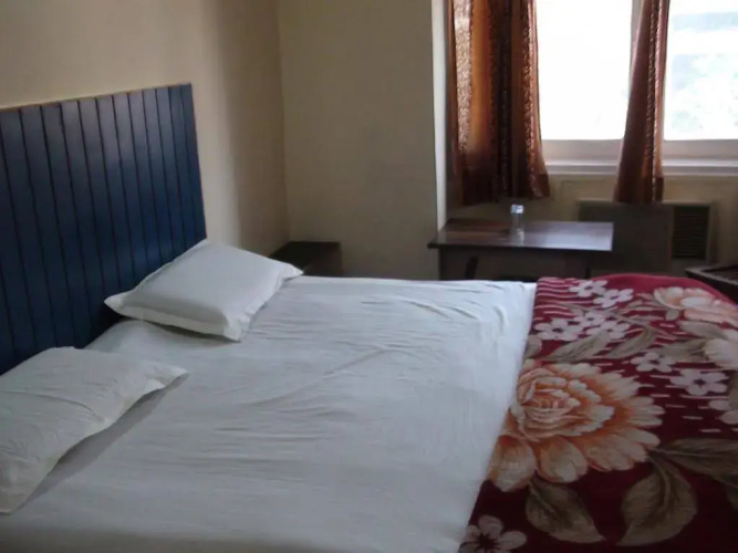 Hotel Rising Sun