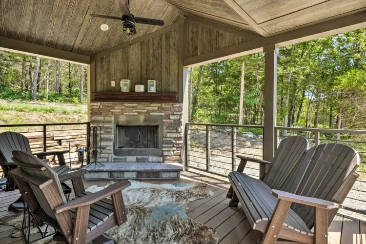 Branson Tiny Home on 52 Acres w/ Private Lake!