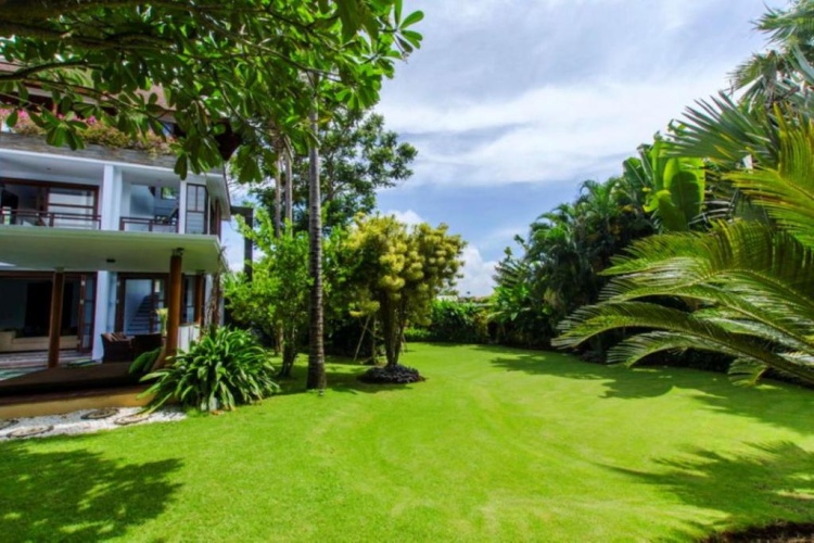 3 Bedrooms Villa