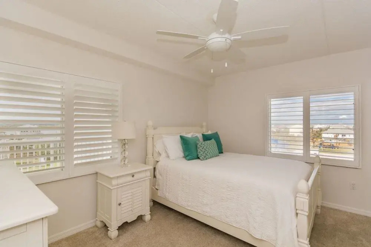 OC401 - Ocean Condo