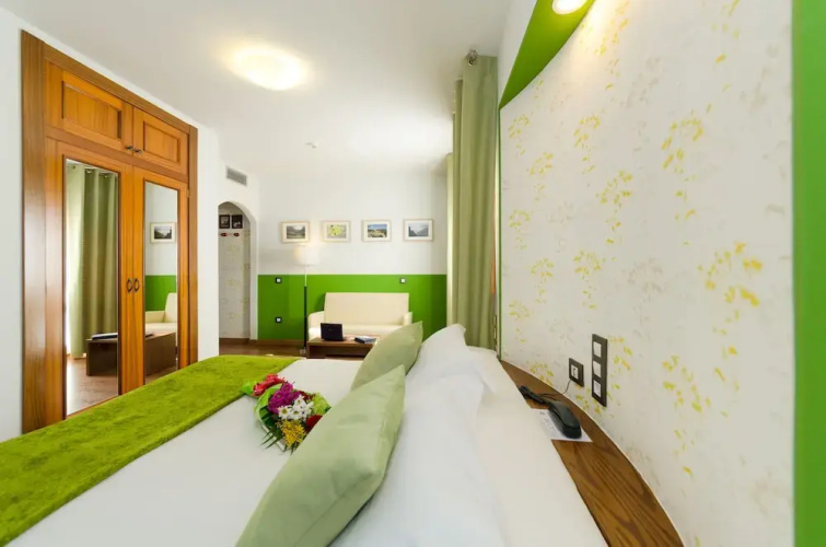 Hotel Apolo