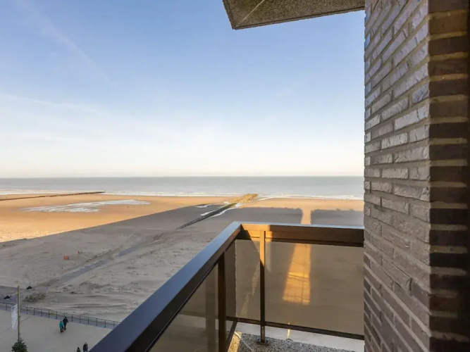 Apartment on the Seventh Floor With sea View