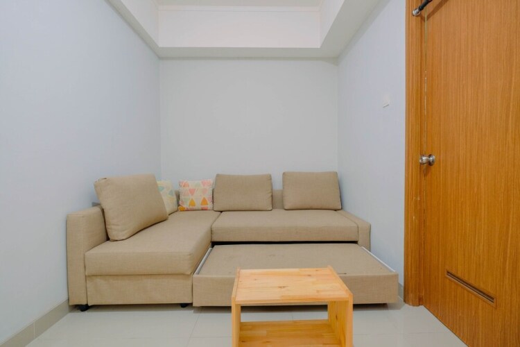 Minimalist and Posh 1BR The Oasis Cikarang Apartment