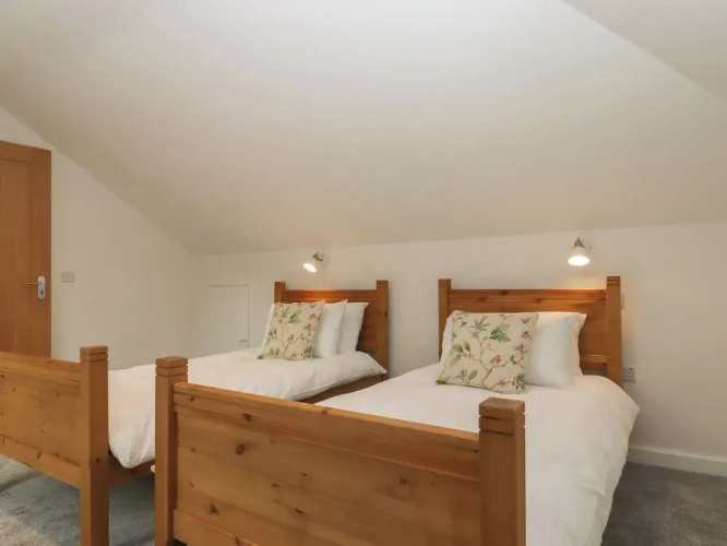 Swallows Lodge