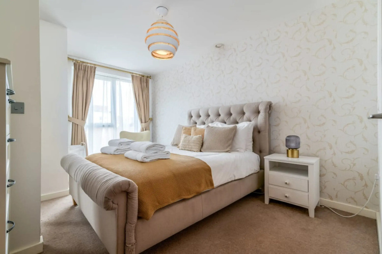 Gorgeous Wembley Flat